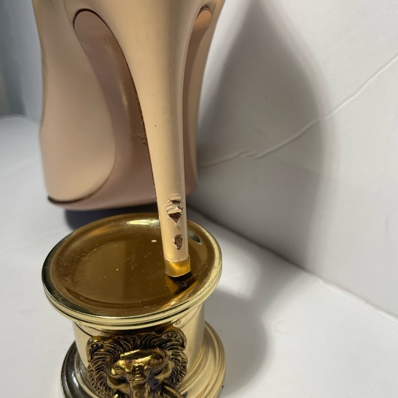 Prada shoes /Prada/.   Patent Leather Nude - Picture 2 of 12